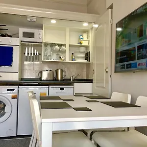 Lytham Serviced Apartment