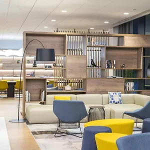 Отель Courtyard By Marriott West, Эдинбург
