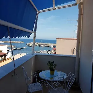https://la-rosa-dei-venti-isola-delle-femmine.sicilyhotelsitaly.net