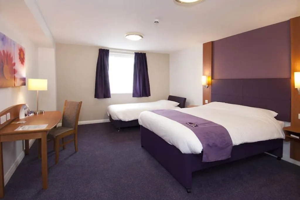 Premier Inn Edinburgh Central